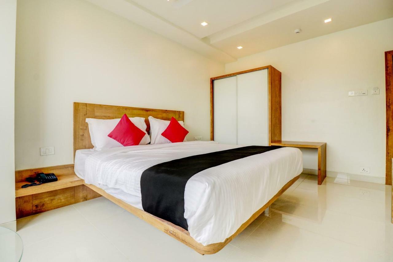 Hotel The Orange Flag Aurangabad  Ngoại thất bức ảnh