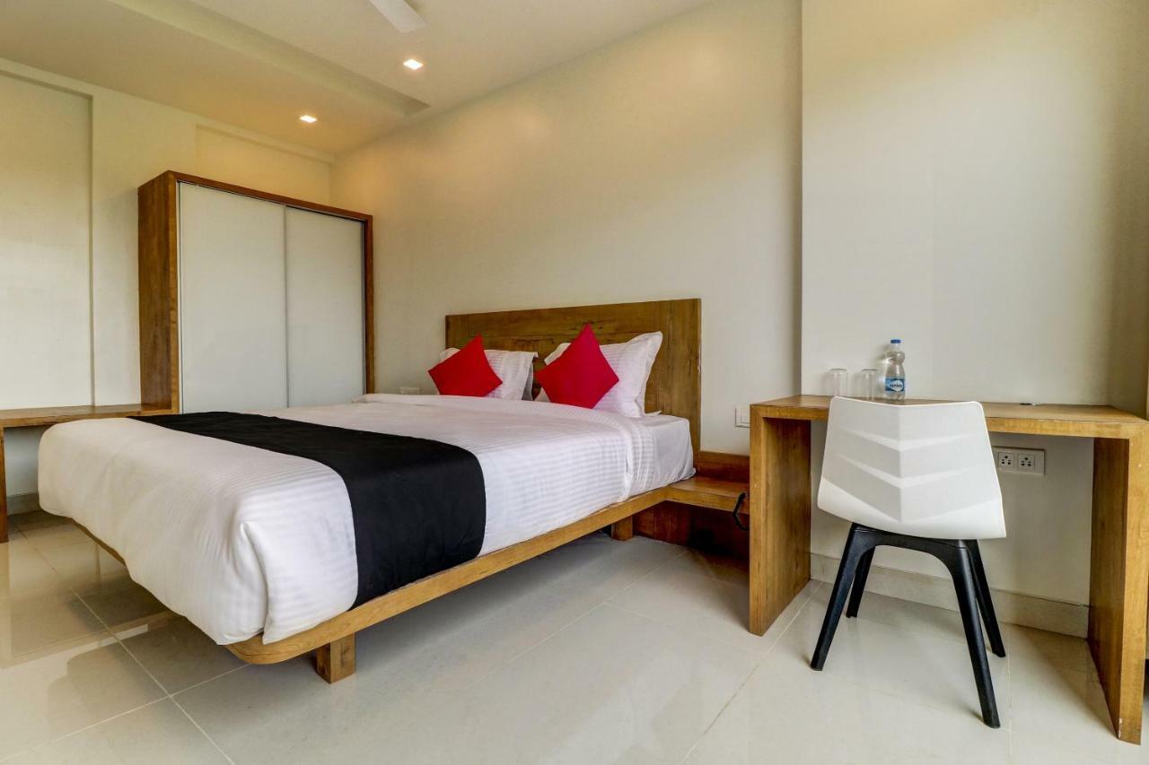 Hotel The Orange Flag Aurangabad  Ngoại thất bức ảnh