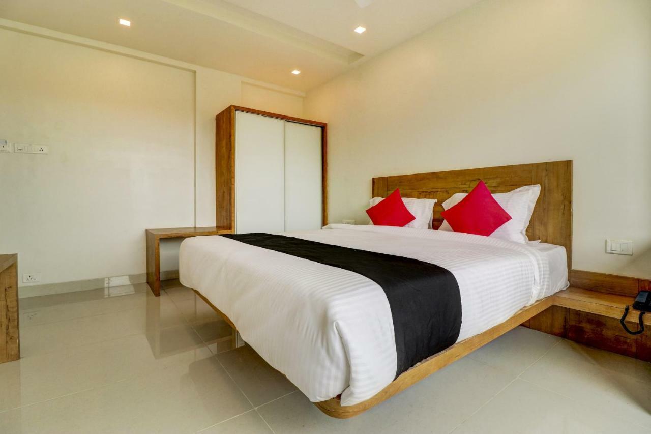 Hotel The Orange Flag Aurangabad  Ngoại thất bức ảnh